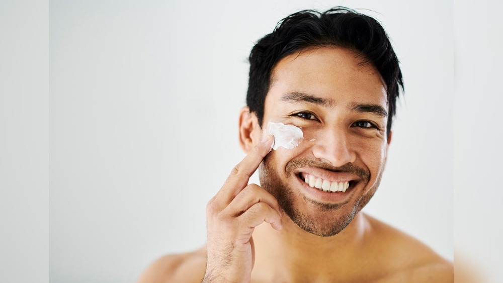 why men should exfoliate too skincare tips for him